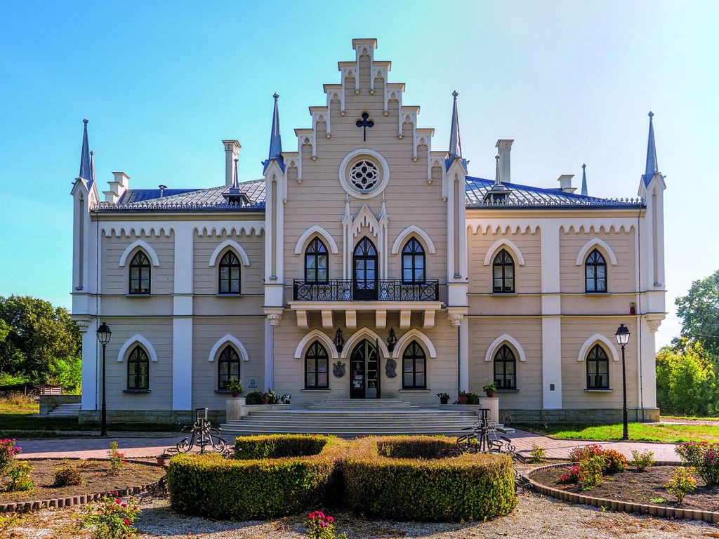 Palatul Cuza din Ruginoasa. Foto Mirela Săvulescu