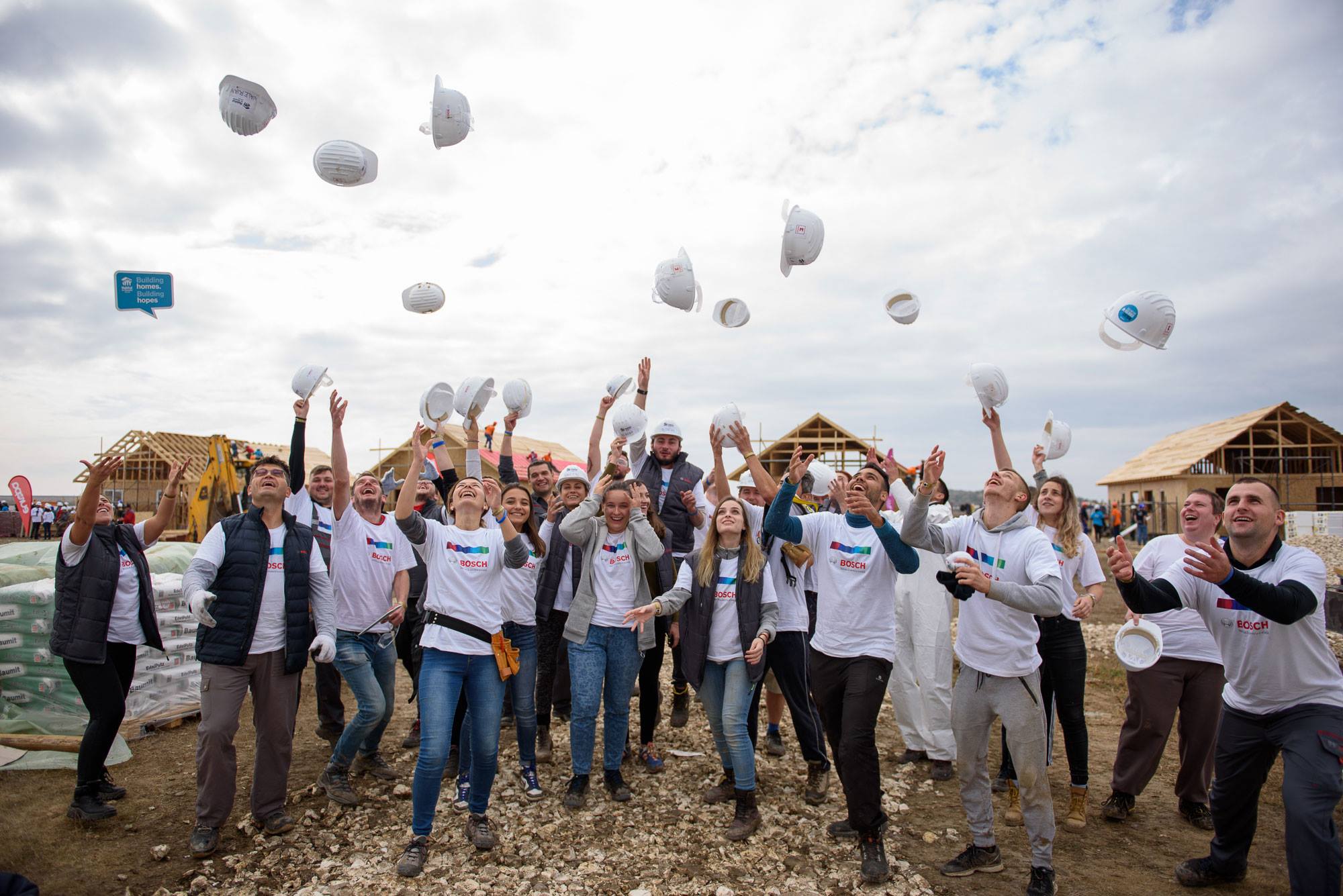 Voluntarii Bosch România la proiectul Big Build 2019.