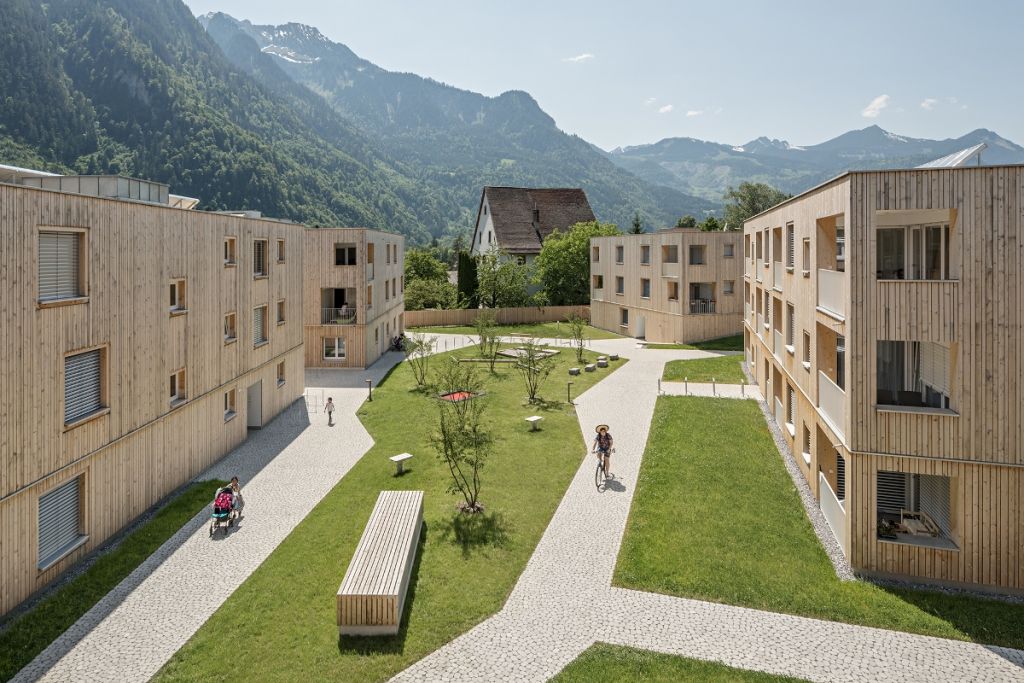 Pentru oameni şi natură. Maierhof, Bludenz, Austria – un exemplu de locuire colectivă într-un compex hibrid