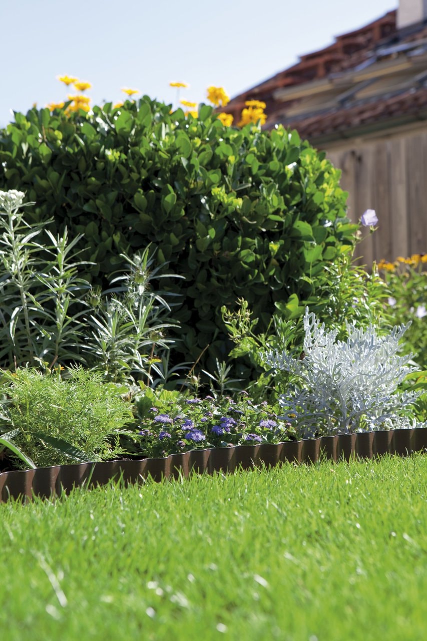 COMPO pentru plante frumoase și grădini elegante! Testează pe www.hailacasa.ro!